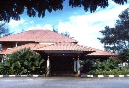 Duta Sands Beach Resort クアンタン エクステリア 写真